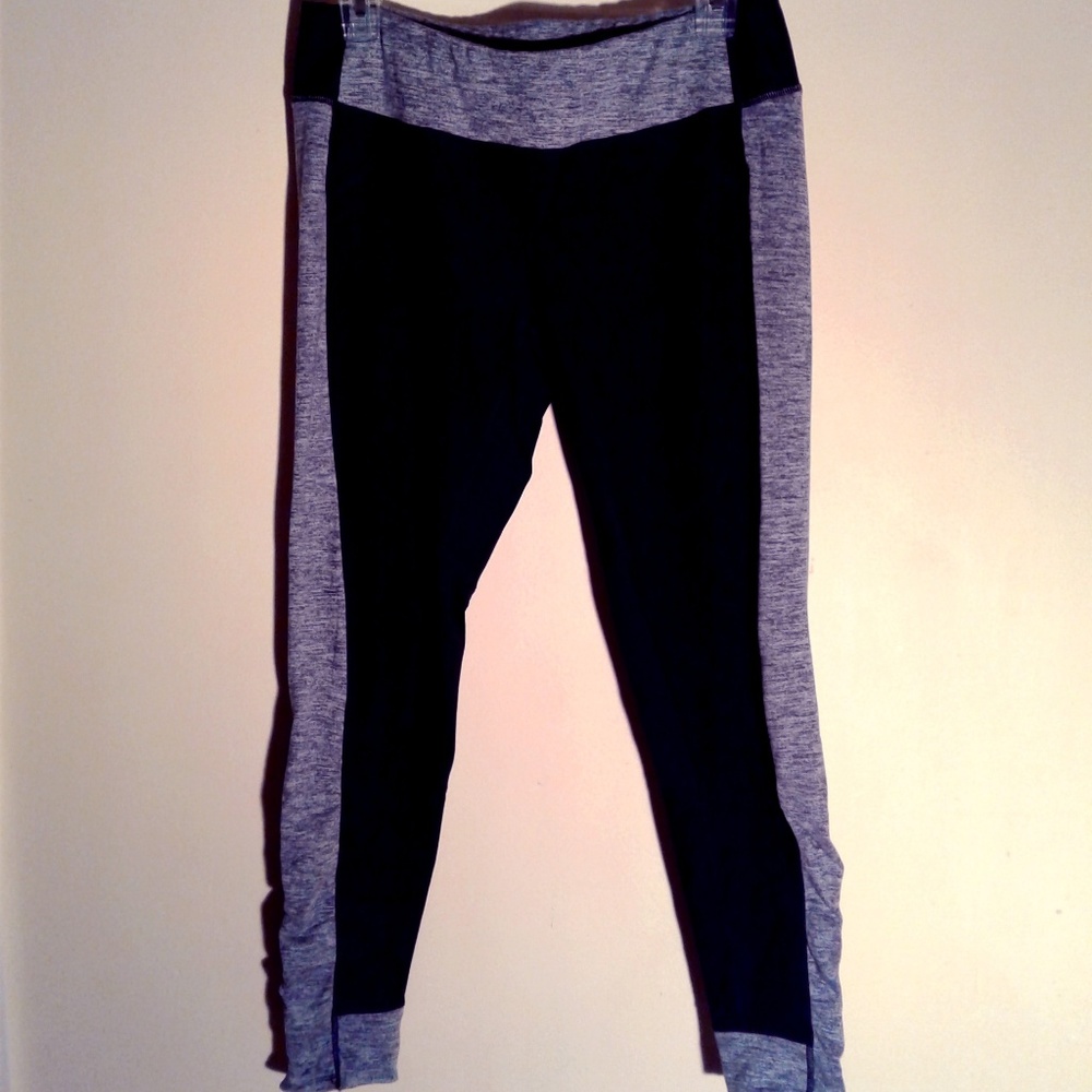 Lucy Black & Gray Mid Rise Running Tights